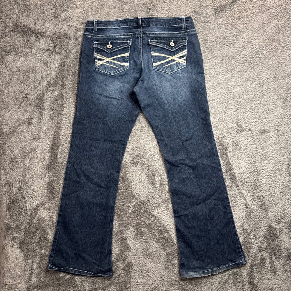 Rue21 Womens Mid Rise Bootcut Jeans Dark Wash Embroidered Flap Pocket 7/8S